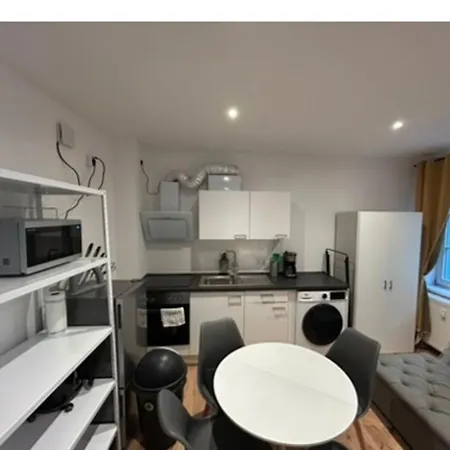 Living 21, Monteur- Und Ferienwohnung, 2 Personen, Zur Langfristigen Anmietung * Leipzig